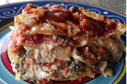 Homestyle Holiday Lasagna - Serves 10 - 12 - Vegetarian or Bolognese Meat Sauce