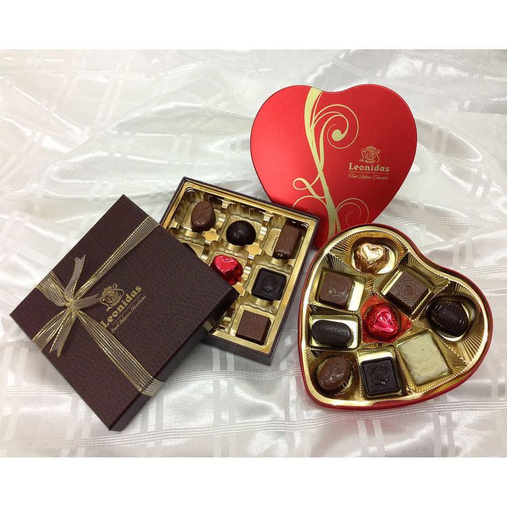 Leonidas Sweetheart Tin - Belgium Gourmet Chocolates