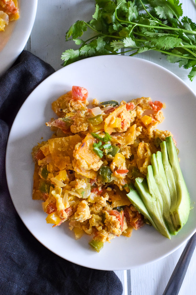 Migas (Mexican Egg Tortilla Breakfast Skillet)
