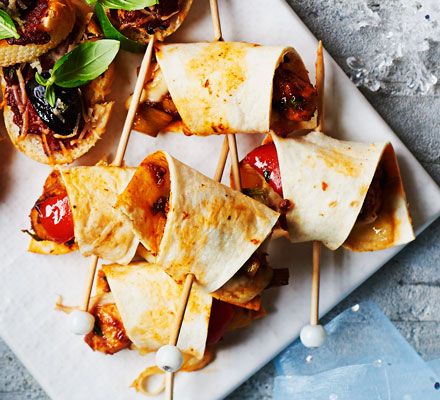 Grilled Steak Fajita with Bell Peppers & Onions - 50 pieces per tray