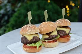 Wagyu Burger w/ American Cheese 40 pieces per tray
