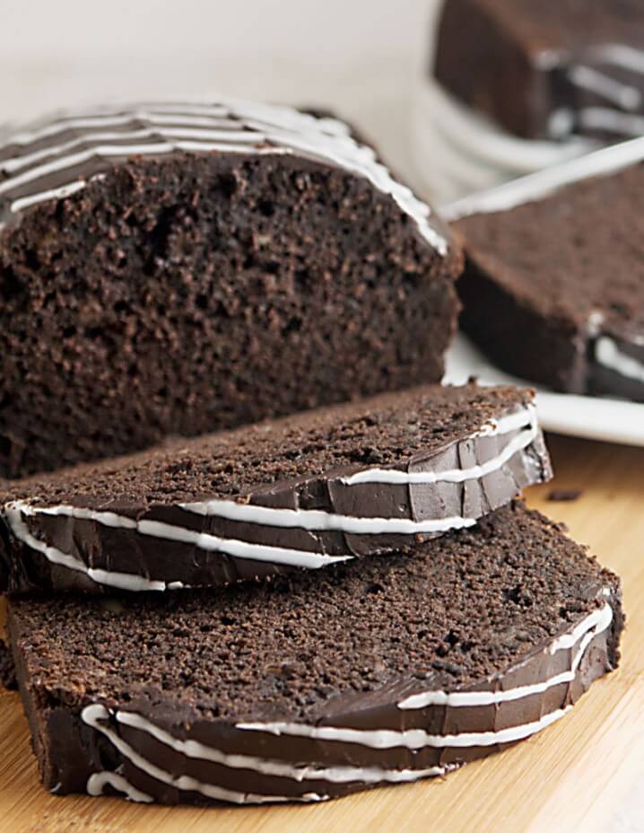 Mocha Cinnamon Roll Pound Cake