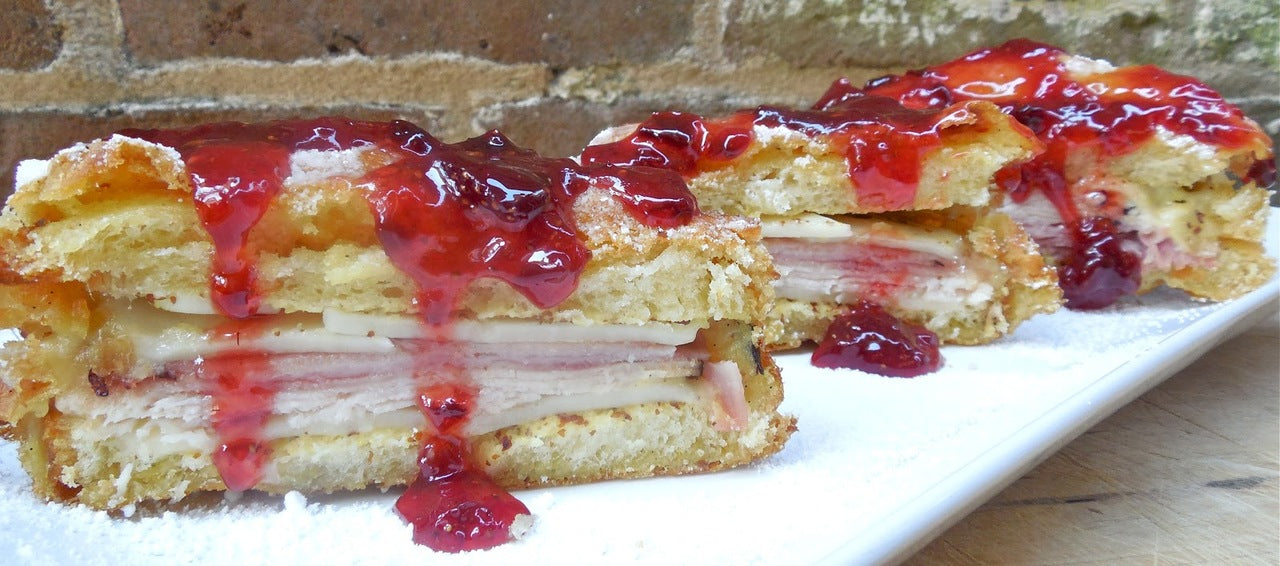 MINI MONTE CRISTO SANDWICHES - 56 pieces per tray