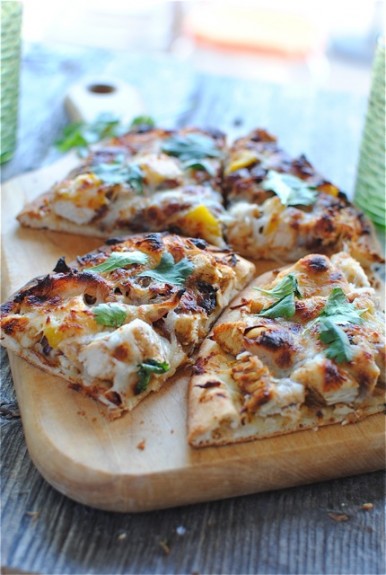 Tandoori Chicken Naan Pizza