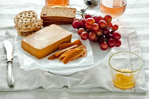 Scandinavian Cheese Assortment Gift Box
