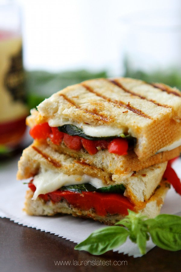 Roasted Red Pepper and Pesto Grilled Cheese Sandwiches