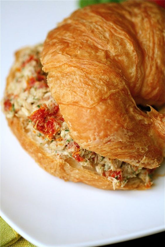 Pesto Tuna Salad with Sun-Dried Tomatoes