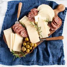 Manteche - Provolone Cheese with a Butter Core - 1 lb