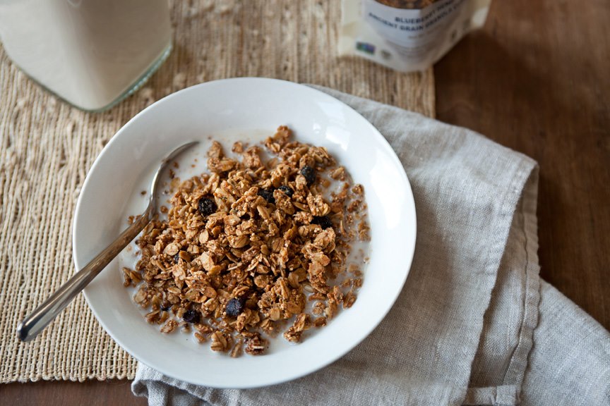 BLUEBERRY HEMP ANCIENT GRAIN GRANOLA
