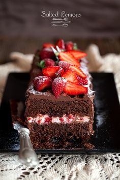 Chocolate Raspberry Ganache Cake
