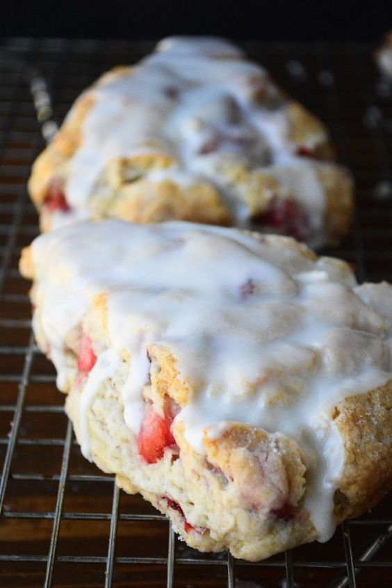 Strawberry Shortcake Scones - 1 Dozen