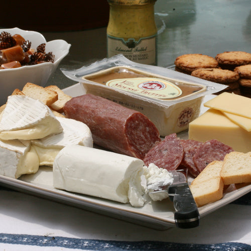 A Tour of France Cheese Gift Set