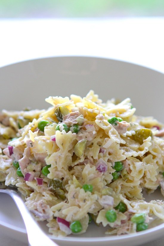 TUNA PASTA SALAD WITH DILL & PEAS