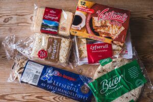 Norwegian Vestlandslefsa Tykklefse Cinnamon Buttered Pastry Lefse